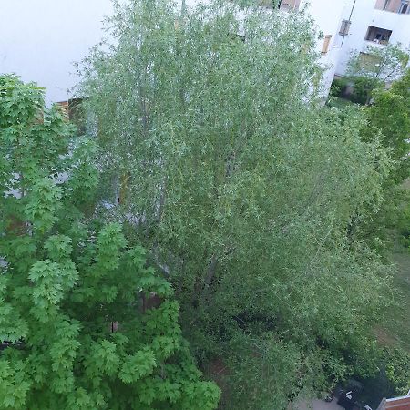 Aux Portes De Lyon Jolie T3 Clim Et Prime Video Apartment Живор Екстериор снимка