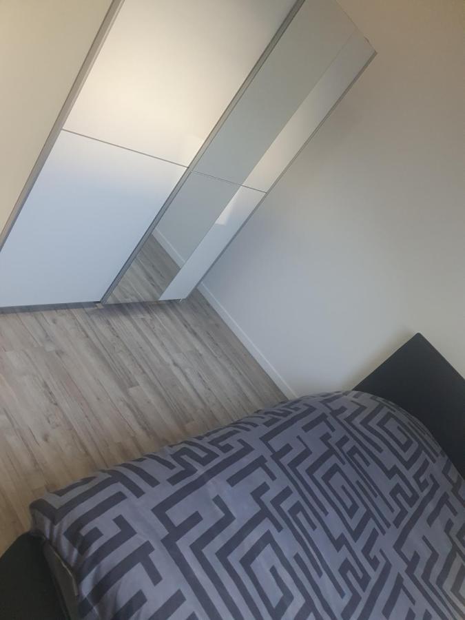 Aux Portes De Lyon Jolie T3 Clim Et Prime Video Apartment Живор Екстериор снимка